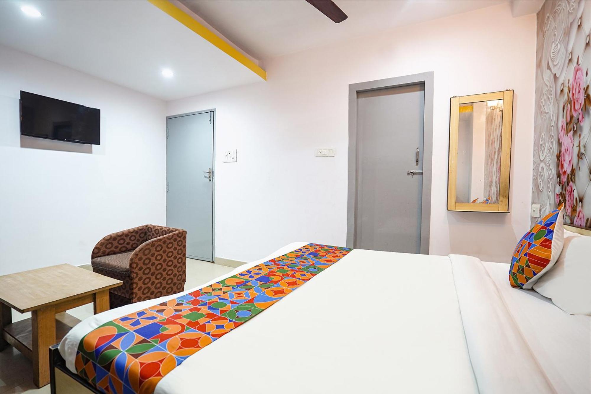 Fabexpress R Inn - Nr Prayagraj Railway Station Muthiganj المظهر الخارجي الصورة