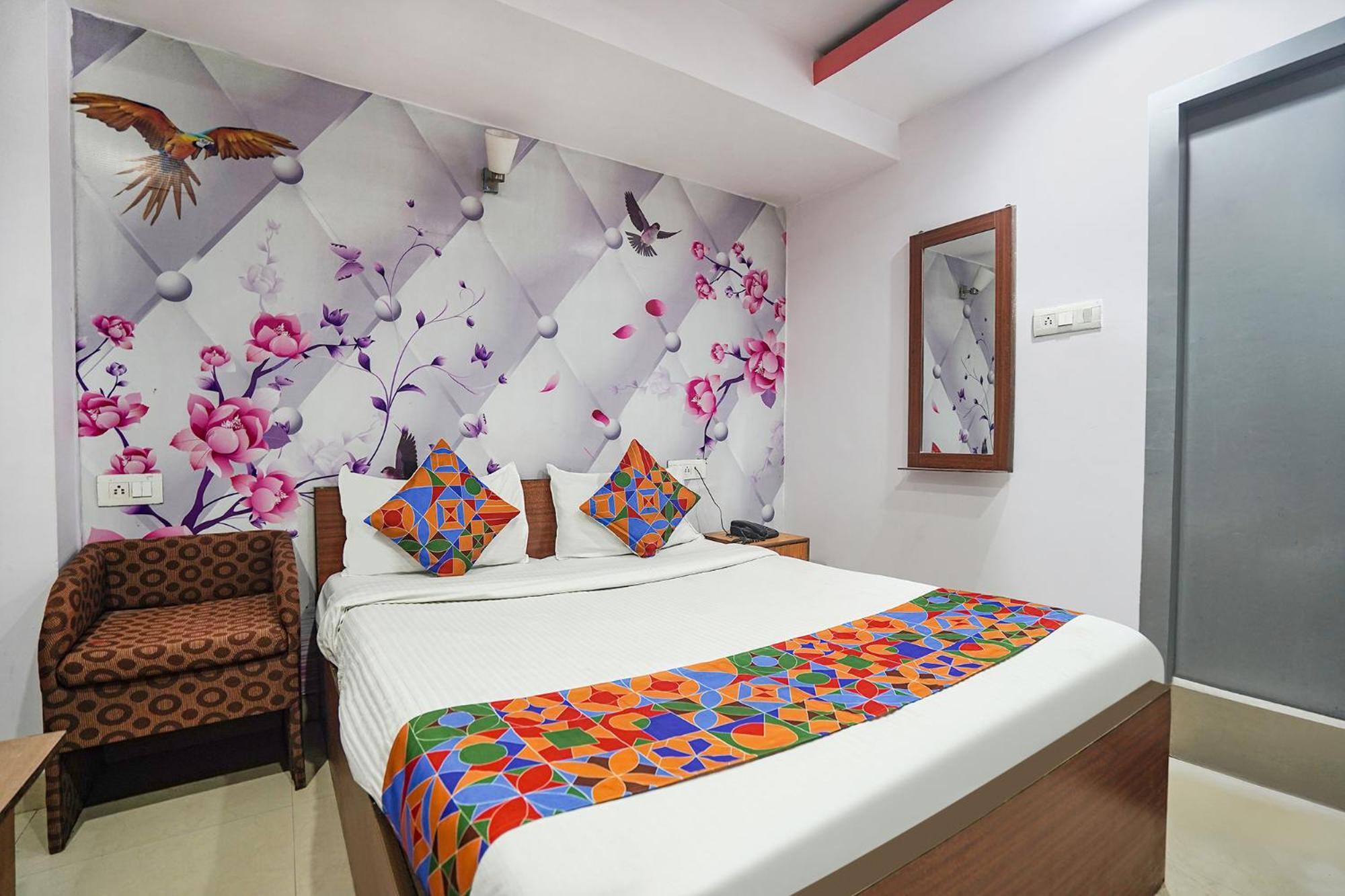 Fabexpress R Inn - Nr Prayagraj Railway Station Muthiganj المظهر الخارجي الصورة
